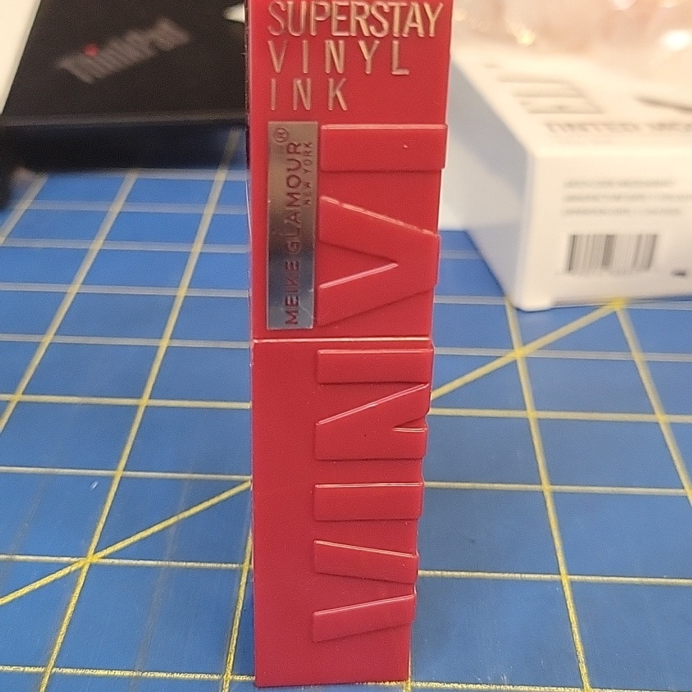 Meike Glamour Superstay Vinyl Ink - 04 Red